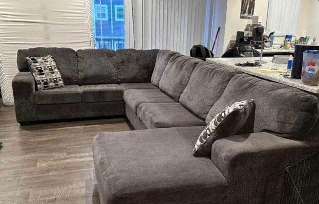 Sectional couch